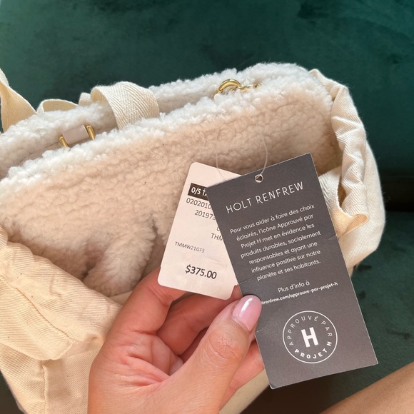 THEMOIRè Small Gea Faux Fur Bag - Picture 5 of 5